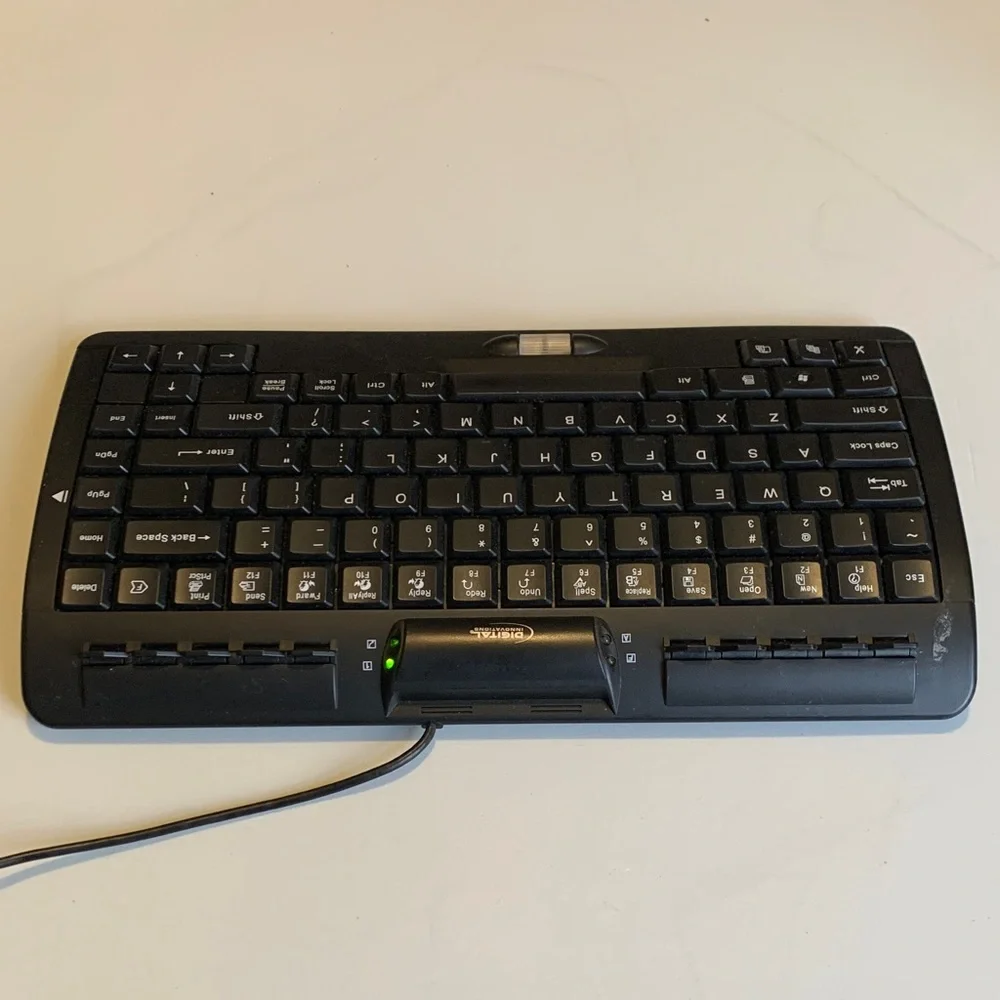 Black Wired Keyboard